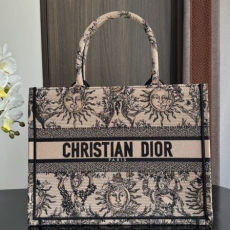 Christian Dior Shopping Bags